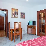 3 Bedroom Front In 아파트
