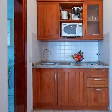 3 Bedroom Front In *