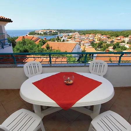 2 Bedroom Lovely In Apartment Pula