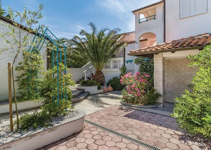 Gorgeous In With Wifi