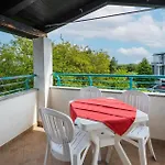3 Bedroom Front In Lejlighed Pula